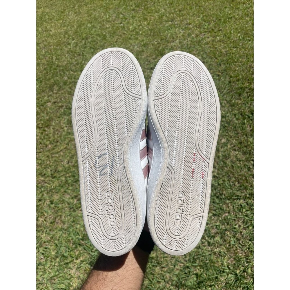 Adidas Womens Shoes Size 9 White Metallic Low Top Logo Laces DA9524 - Picture 6 of 8